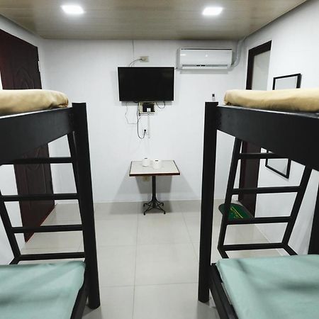 Cebu Courtyard Hotel Lapu-Lapu City Bagian luar foto