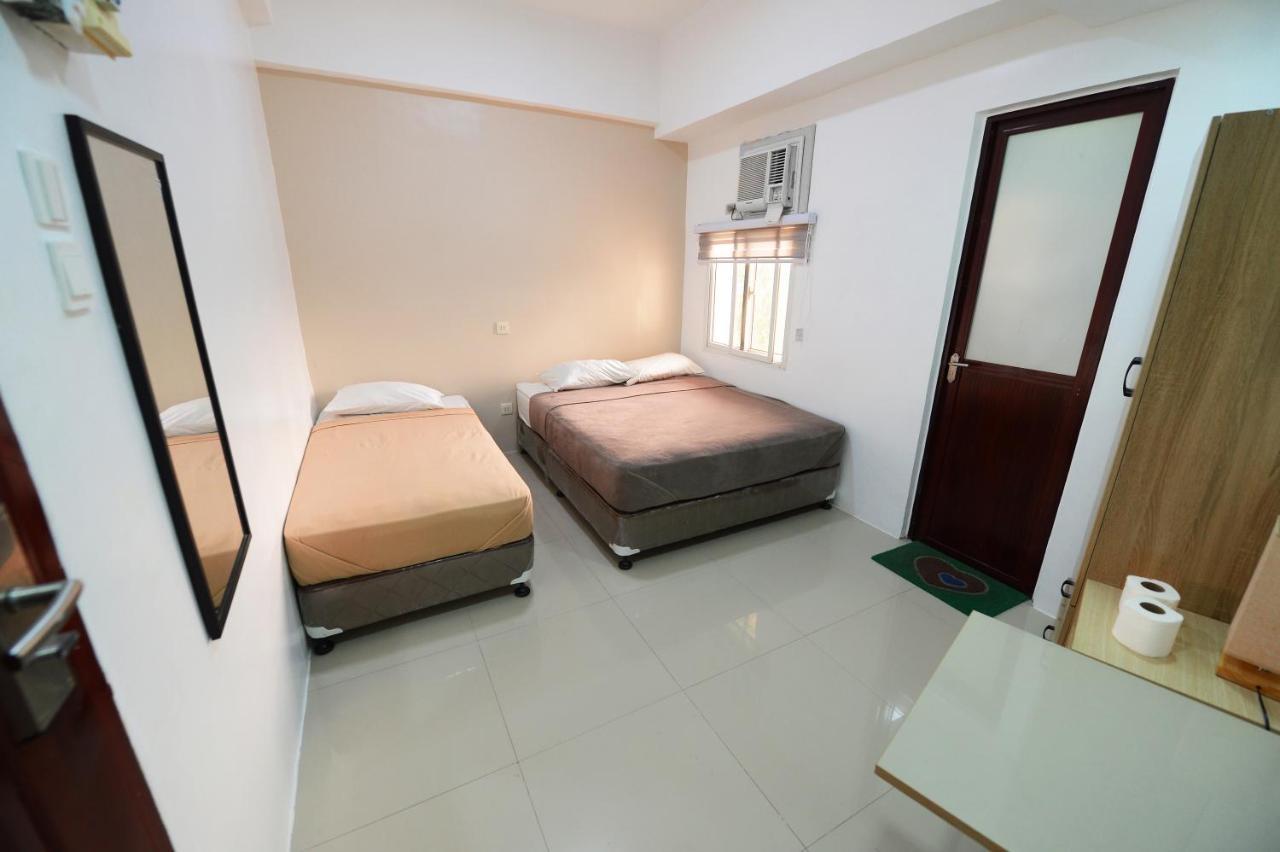 Cebu Courtyard Hotel Lapu-Lapu City Bagian luar foto
