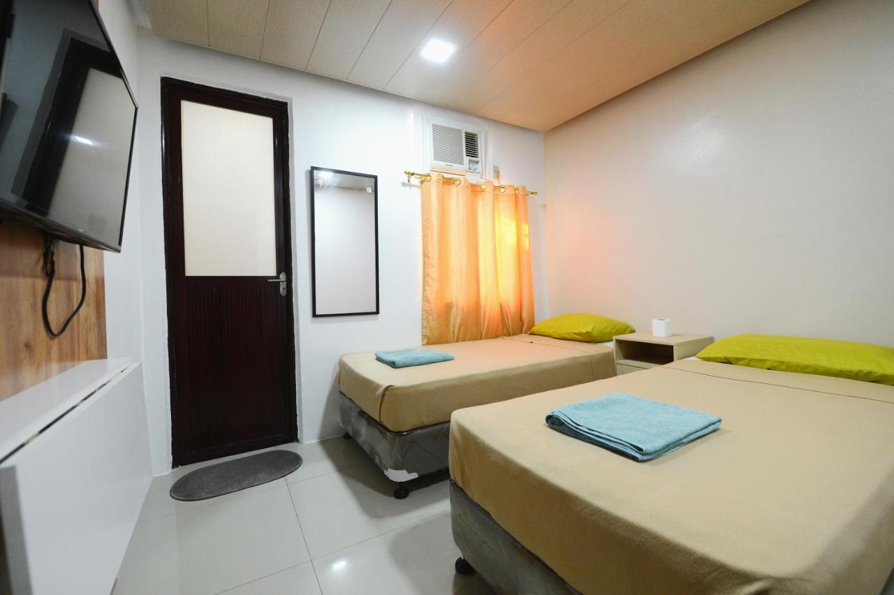 Cebu Courtyard Hotel Lapu-Lapu City Bagian luar foto