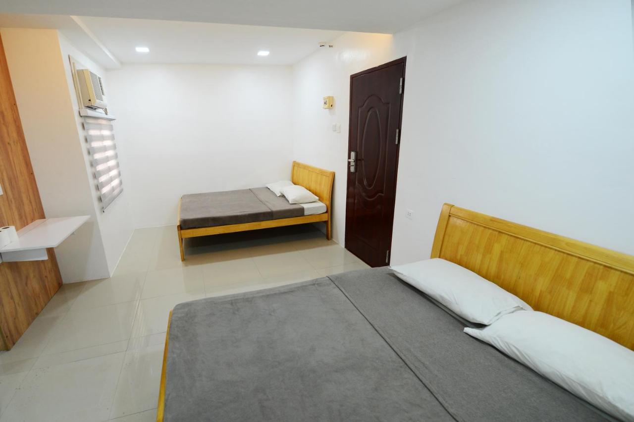 Cebu Courtyard Hotel Lapu-Lapu City Bagian luar foto