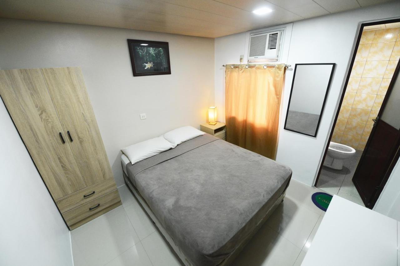 Cebu Courtyard Hotel Lapu-Lapu City Bagian luar foto