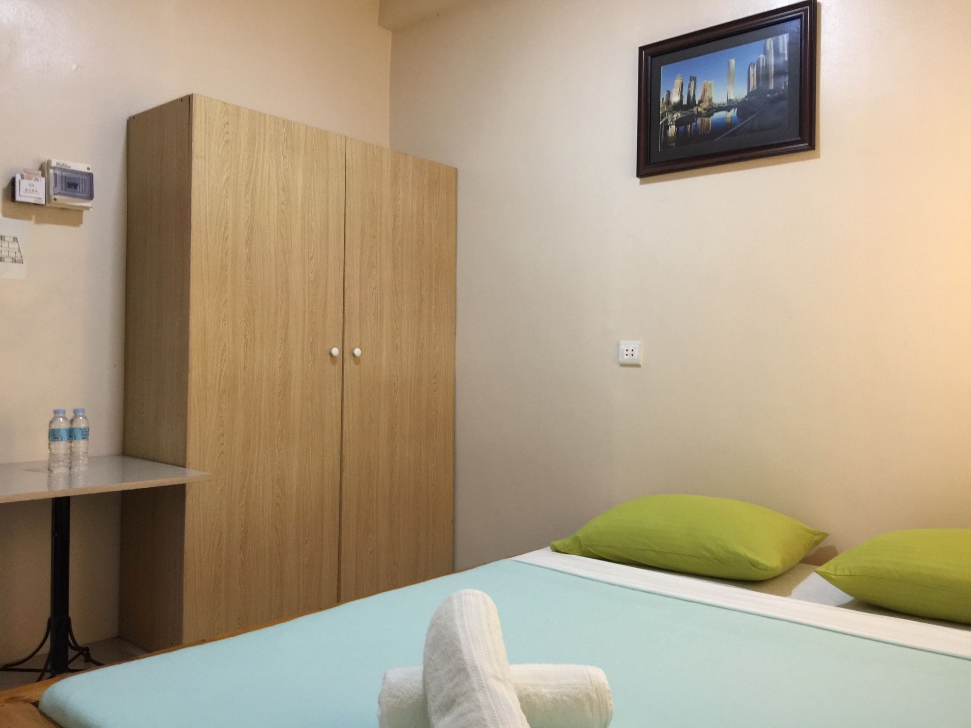 Cebu Courtyard Hotel Lapu-Lapu City Bagian luar foto